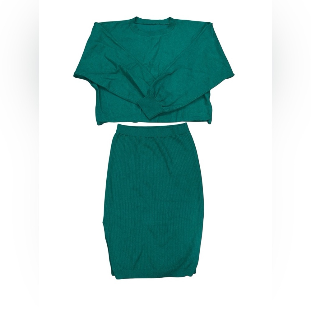 213. Elegant Teal Women’s Ribbed Skirt Set Size Large